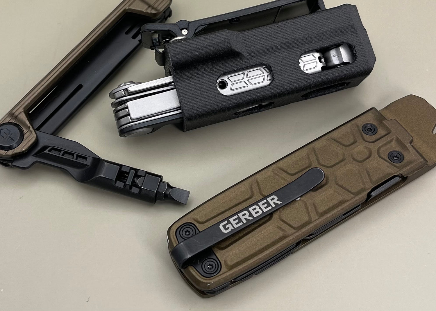 Holsters (Gerber)